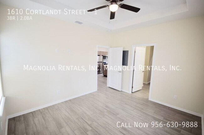 Foto del edificio - 1610 W Cortlandt St