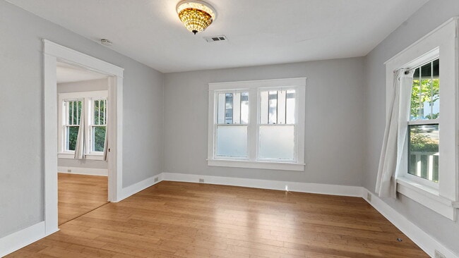 Foto del edificio - Super Cute One bedroom - Arts and Crafts s...