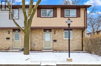 Building Photo - 45 Hansen Rd N