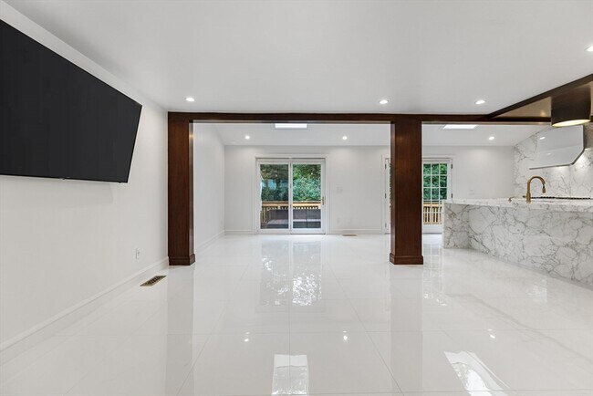 Foto del edificio - 4 Hadley Rd