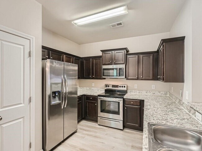 Building Photo - 7170 Fringe Flower Dr