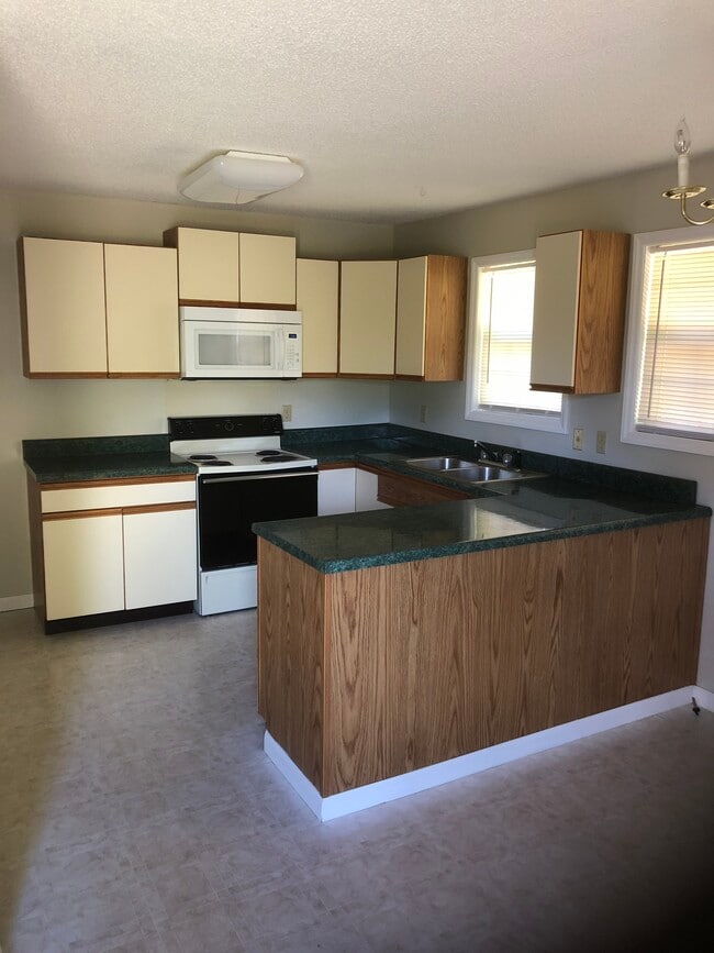 Foto del edificio - 4440 Clifton Glendale Rd