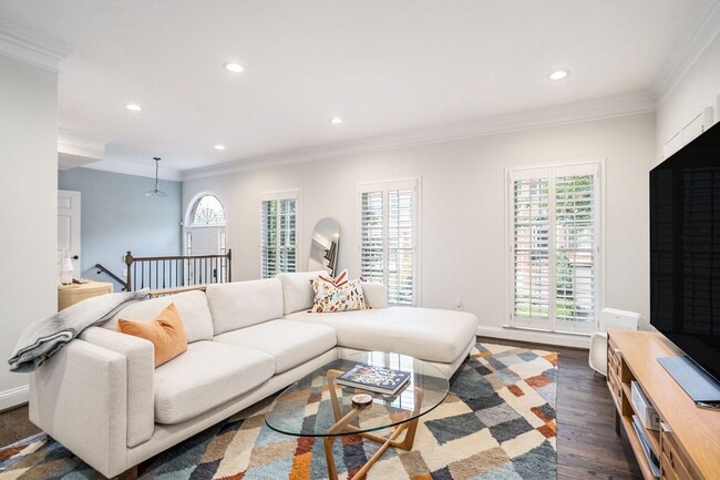 Building Photo - 1735 Peachtree St NE