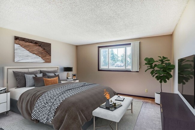 Building Photo - Highland Apartments