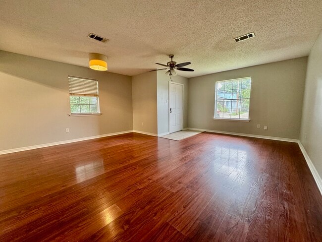 Photo - 161 Dodge Ave Townhome