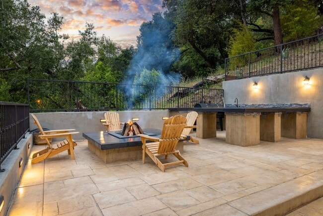 Building Photo - Coming Soon~ Private Wine Country Estate Retreat....
