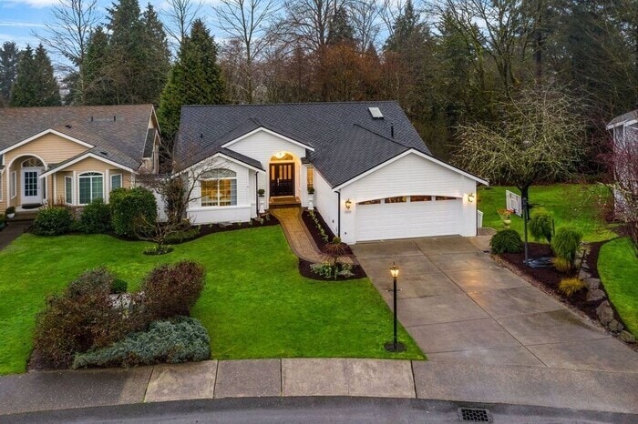 Primary Photo - 5 Bedroom Craftsman - Home Great Schools -...