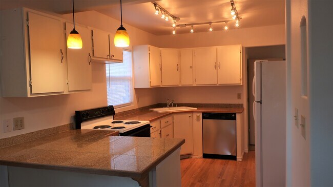 Foto del edificio - 1019 W Park St