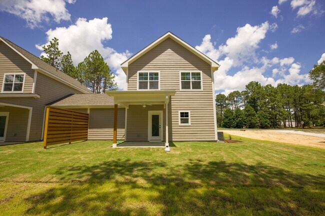 Building Photo - 1021 Juniper Lake Rd
