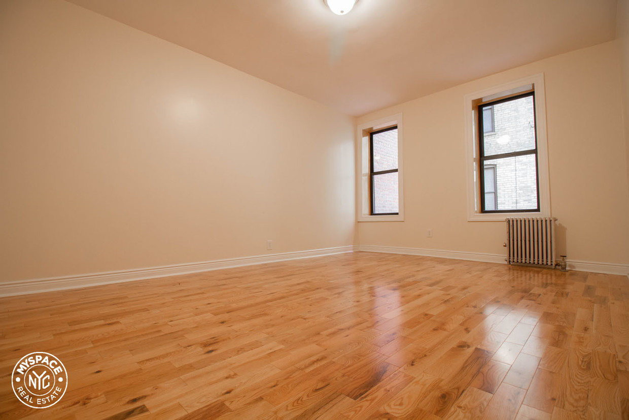 Primary Photo - 1810 Cortelyou Rd