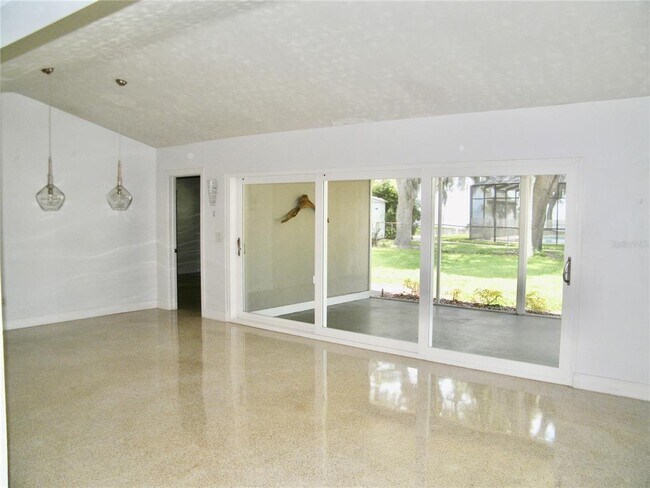 Foto del edificio - 1060 Jesse Ave