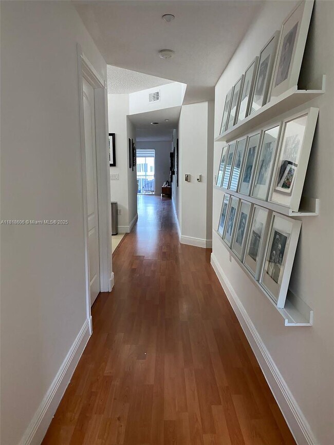 Building Photo - 10750 NW 66th St