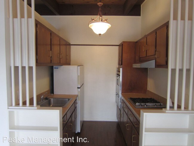 Building Photo - 4955 Americana Dr
