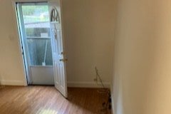 Sala de estar - 7209 Flower Ave