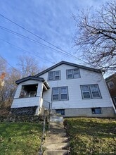 Building Photo - 727 Riddle Rd