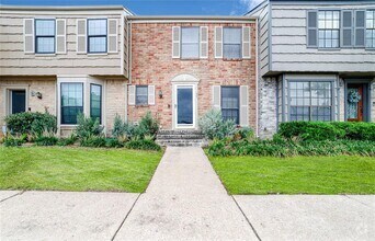 Building Photo - 7505 Memorial Woods Dr