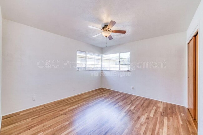 Foto del edificio - 3542 N Orchard St