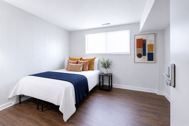 Foto del edificio - 1388 Colony Hill Ct