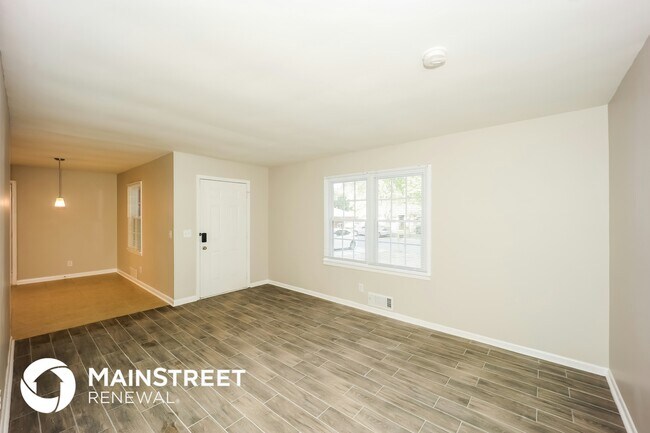 Foto del edificio - 6067 Park Dr