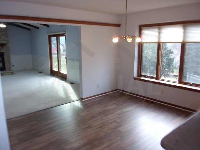 Foto del edificio - 35629 Tall Pine Road, Farmington, MI 48335...