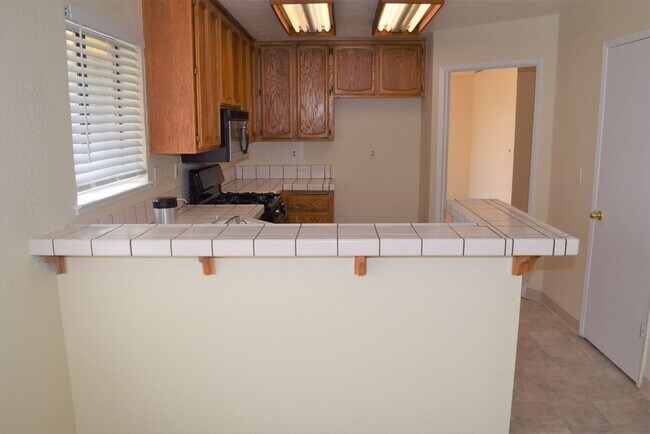 Foto del edificio - Resident Benefit Package Property