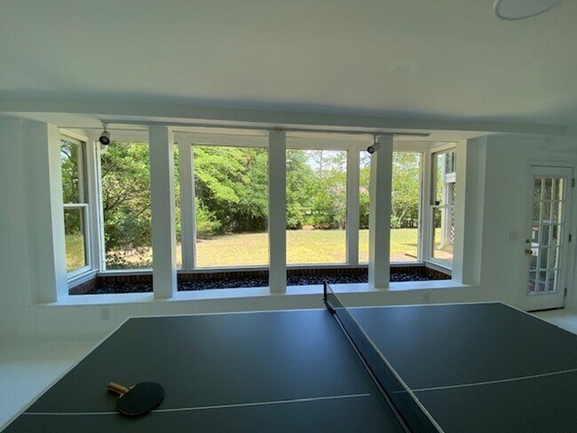 Foto del edificio - 917 Rolling Hills Cove