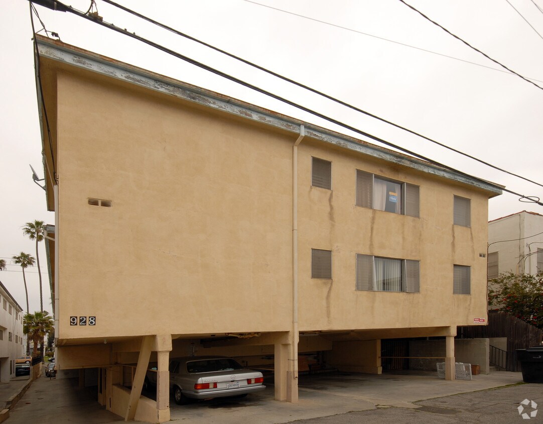 Primary Photo - Windsor Apartments