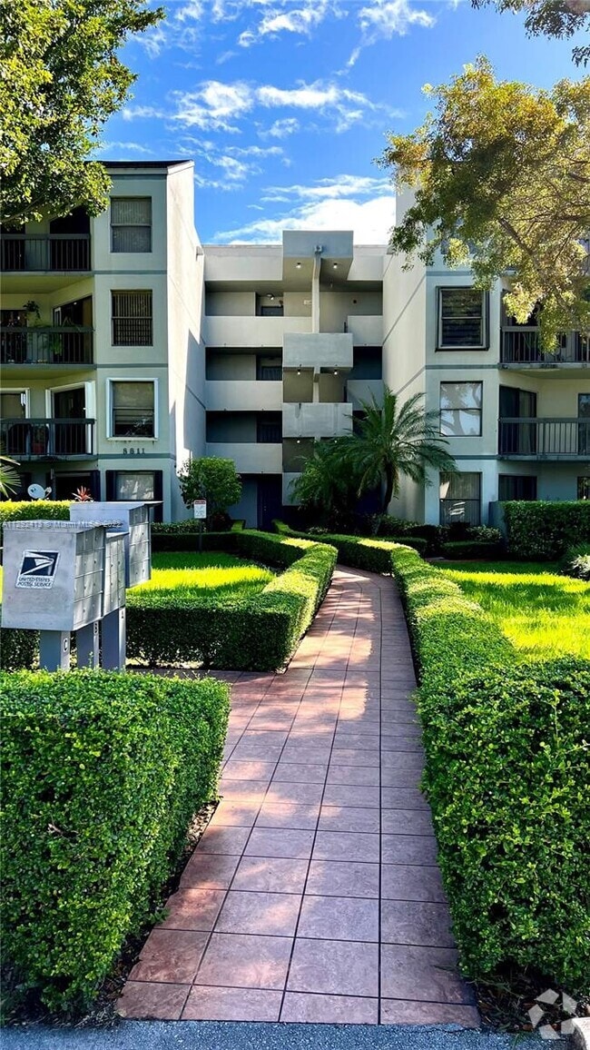 Calusa Point Apartments under 2,500 Miami, FL 2 Rentals