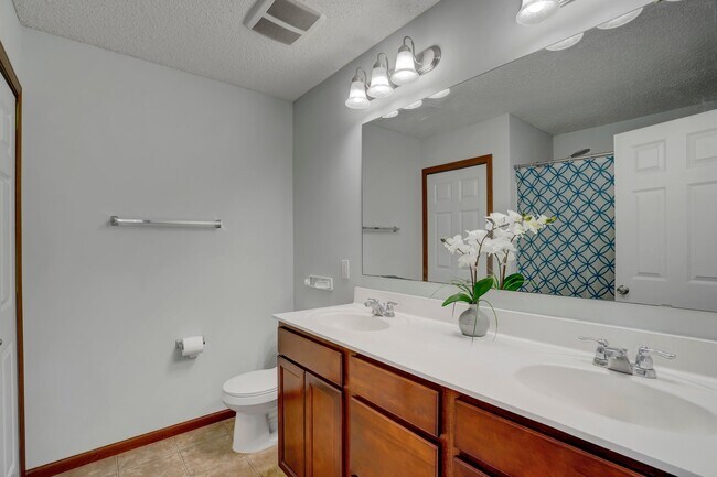 Building Photo - 3352 Hazel Trail