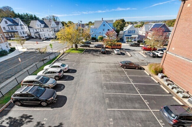 Foto del edificio - 72 Ashland St