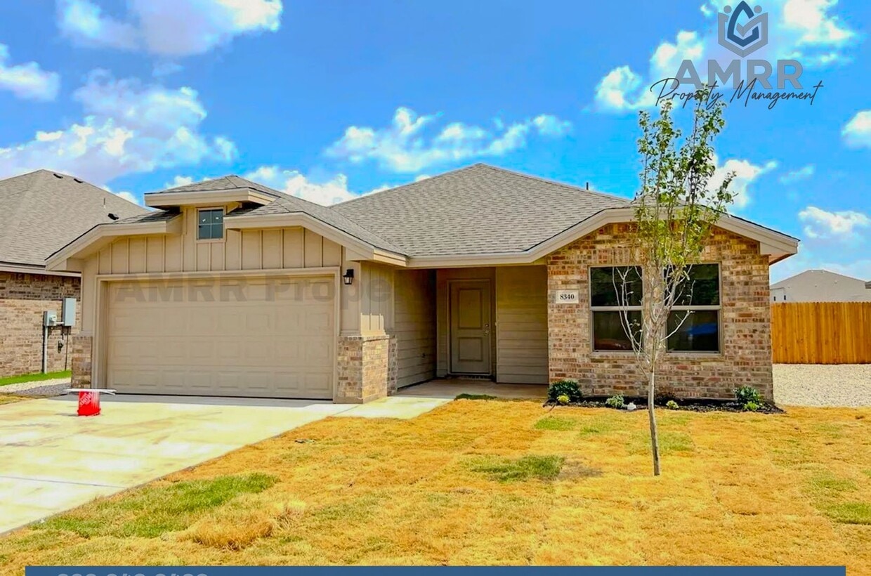 Foto principal - 8340 E County Rd 111