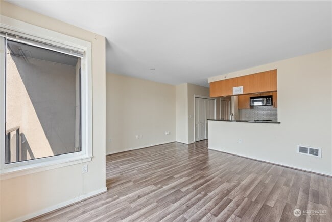 Building Photo - 2721 1st Ave