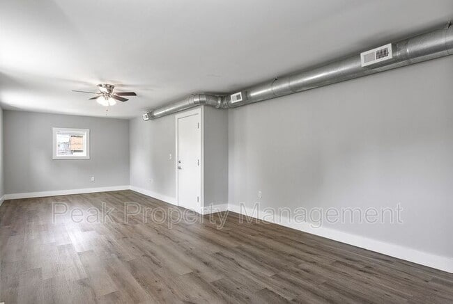 Building Photo - 1618 Maury St