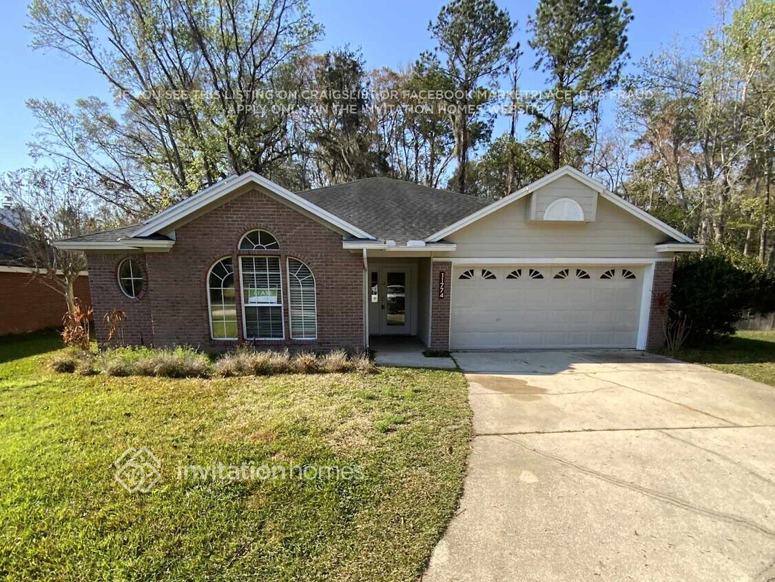 Primary Photo - 11774 Mountain Ash Rd E