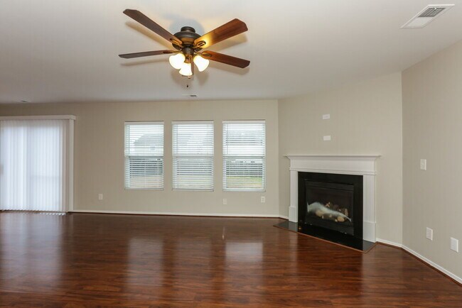 Building Photo - 9727 Hollystone Ln