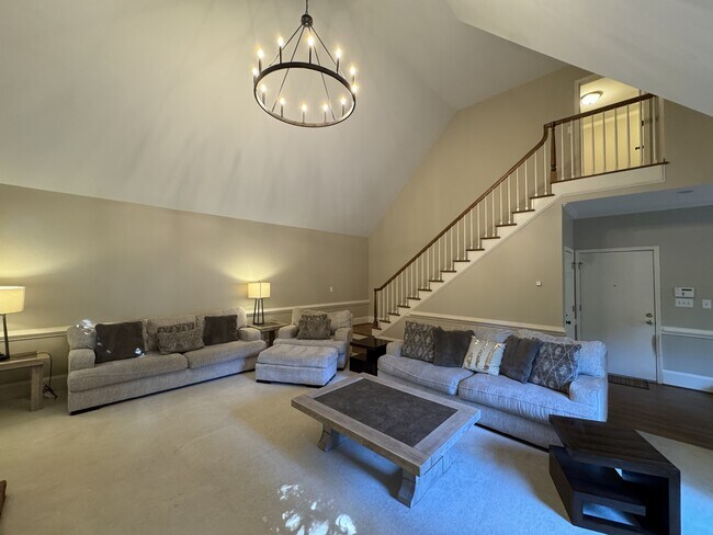 Foto del edificio - 365 Fairleaf Ct