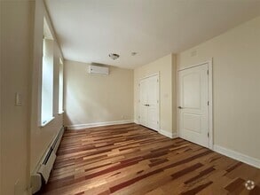 Building Photo - 139 Kingston Ave