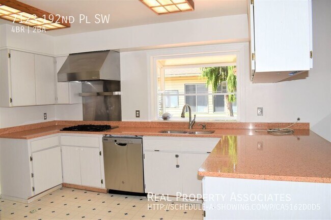 Foto del edificio - Single Family Home near Lynndale Park