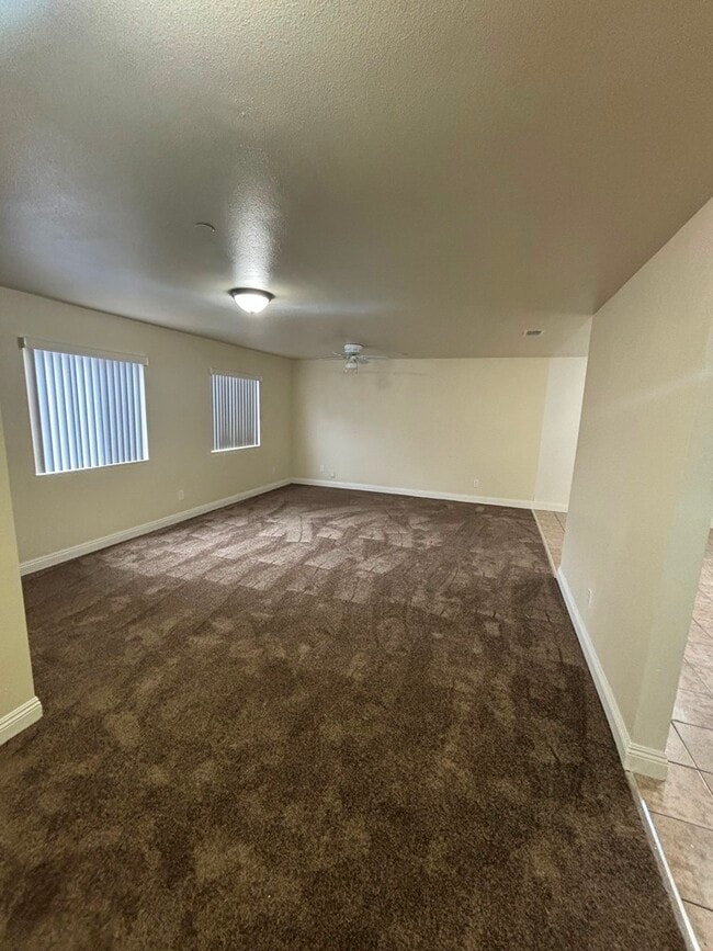 Foto del edificio - 755 E 76th St