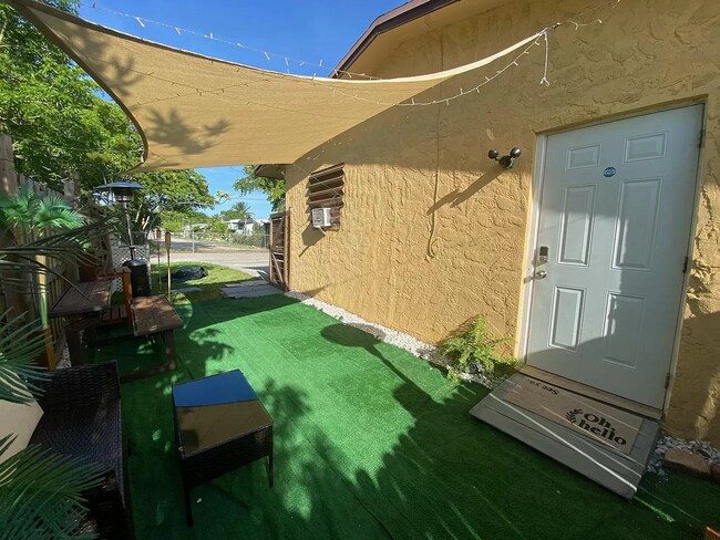 Foto del edificio - 310 SW 9th Ave