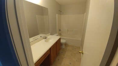 Building Photo - 1106 Nueva Leon Plaza