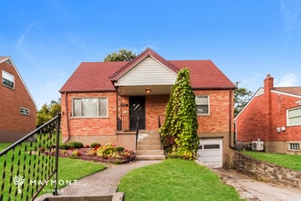 Building Photo - 4732 Clevesdale Dr