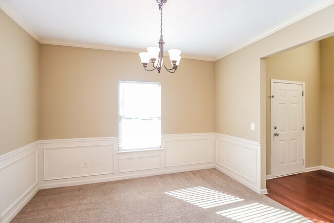 Foto del edificio - 58 Hamilton Blvd NW