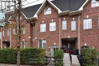 Building Photo - 1013 A College St