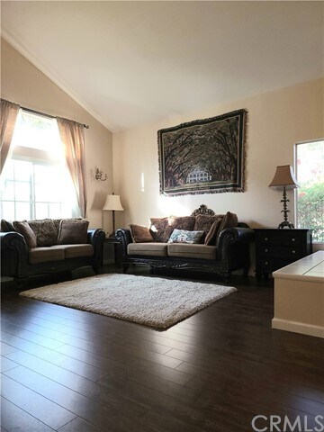 Foto del edificio - 15671 Tall Oak Dr