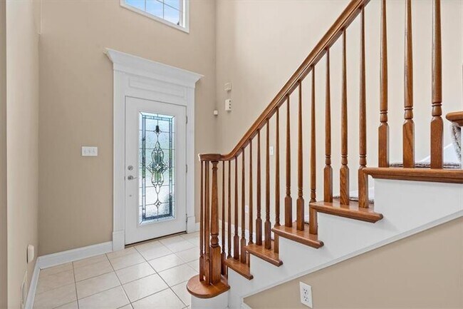 Building Photo - 1526 Staunton Dr