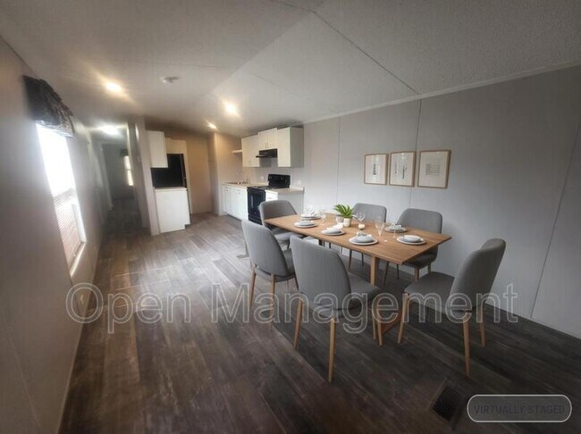 Foto del edificio - 3510 Bluegrass Park Dr