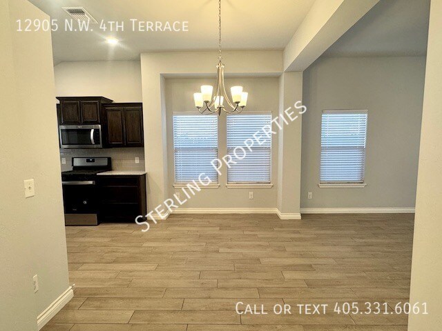 Foto del edificio - 12905 NW 4th Terrace