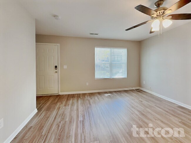 Foto del edificio - 2157 Bethany Trace Ln