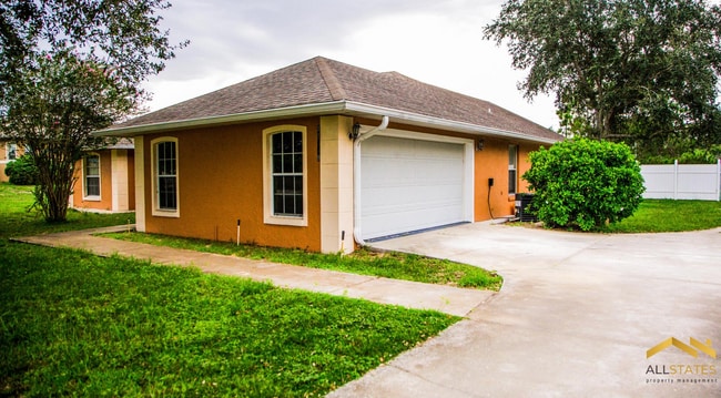 Building Photo - 11649 Audubond Ln
